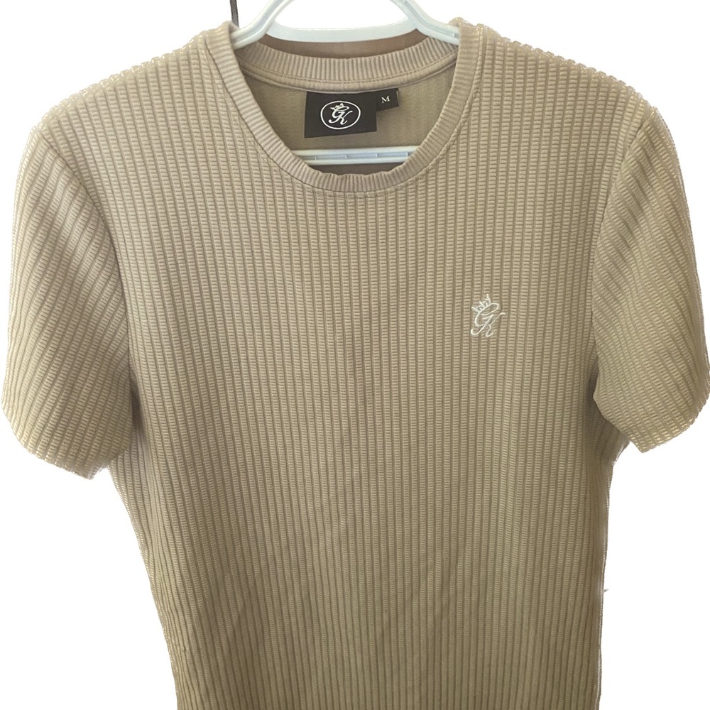 Médium Gym King with color tan beautiful